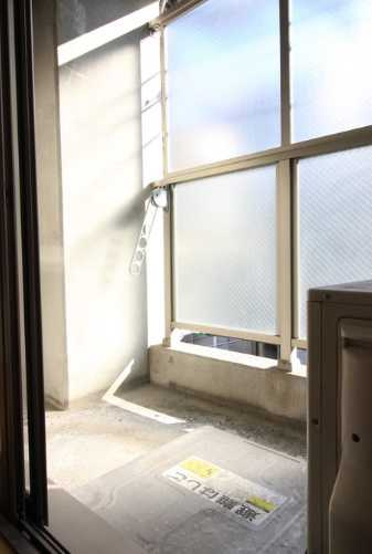 横浜市南区中村町３丁目の賃貸マンションのバルコニー
