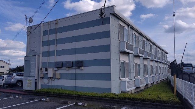 レオパレスモーニングライトⅡの外観|きれいな外観です