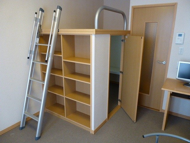 レオパレスとねねっとの内装|明るい色調の室内です