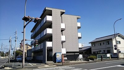 レオパレスインフィニティ前橋南の外観|おしゃれな外観です