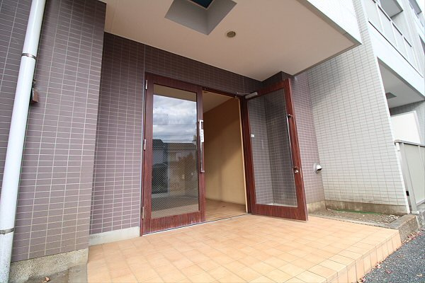 【エントランス】