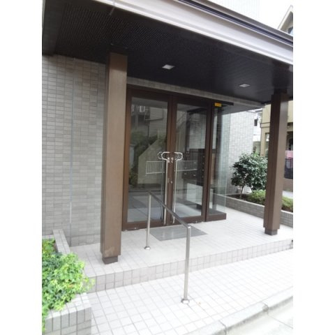 足立区西綾瀬２丁目の賃貸マンション