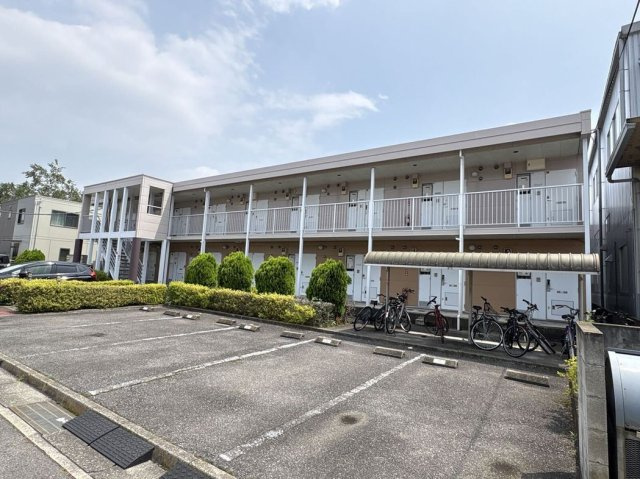 レオパレスディアマンテの外観|物件の外観です