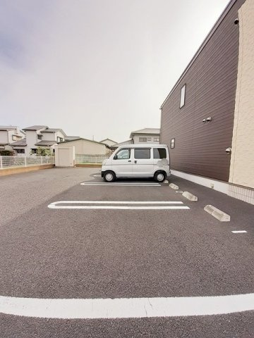 エクラの駐車場|駐車スペースもあります