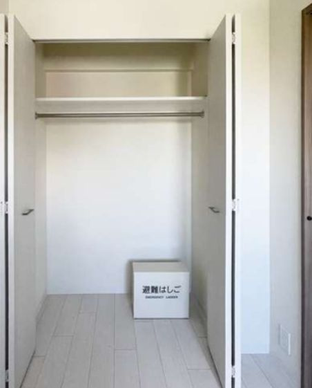 ウェルスクエアイズム駒込の収納|大きなものも収納できそうです