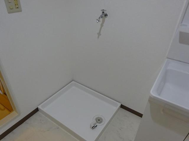 サンハイツ山田Ｂ　　　刈谷市近郊の賃貸はクラスホーム刈谷店のその他|洗濯機置場