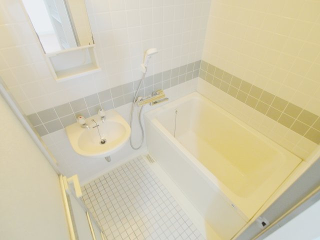 ヨシミマンションの浴室