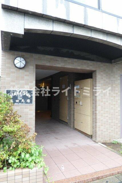 グランヴァン高田馬場のエントランス