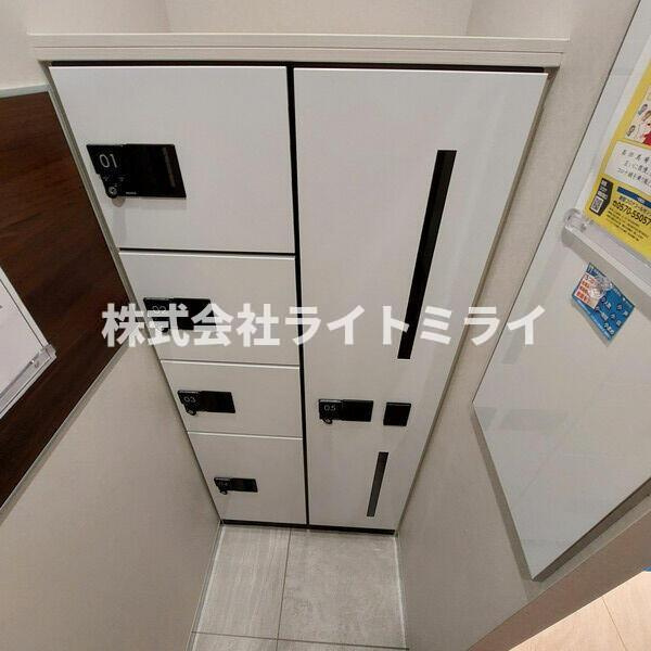 マミービルの玄関