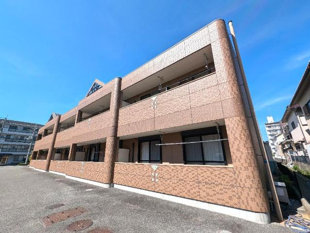 【エントランス】 | ロイヤルコート | 外観写真（昼）