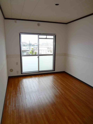 【寝室】 | サンコーポラス | ※同建物別室参考写真