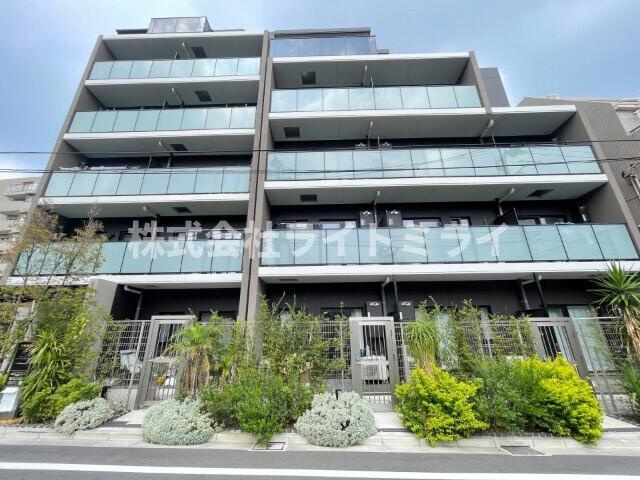 レジディア高田馬場の外観