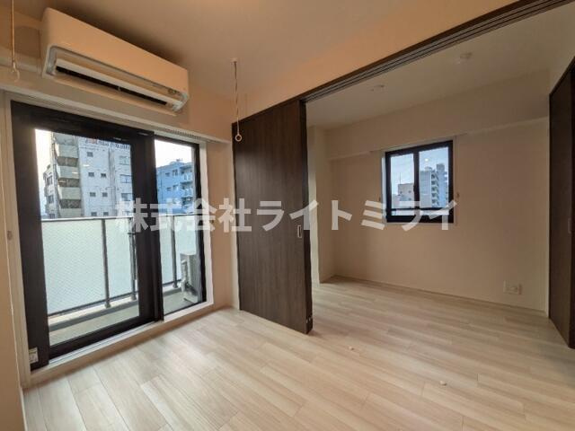 レジディア高田馬場の居間・リビング