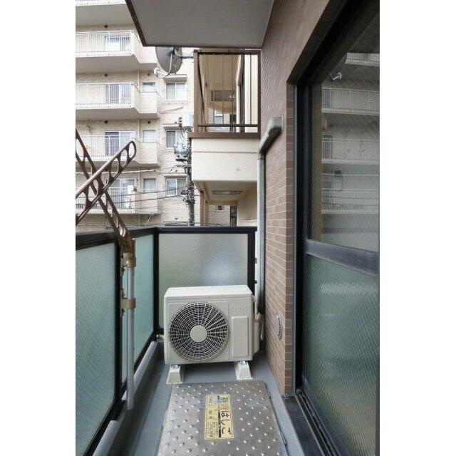 新宿区下落合１丁目の賃貸マンションのバルコニー