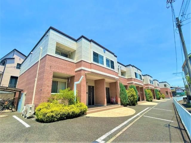St.Field横濱泉の外観