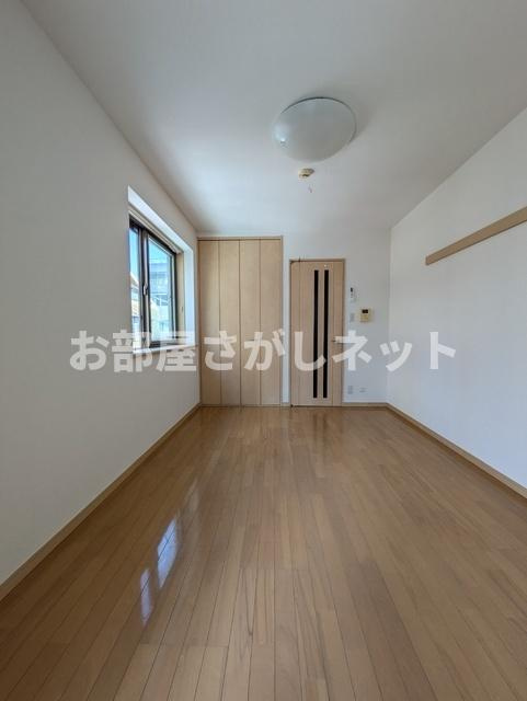 新宿区西新宿8丁目のマンションの居間・リビング