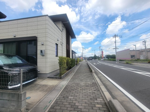 越谷市大道カースペース２台