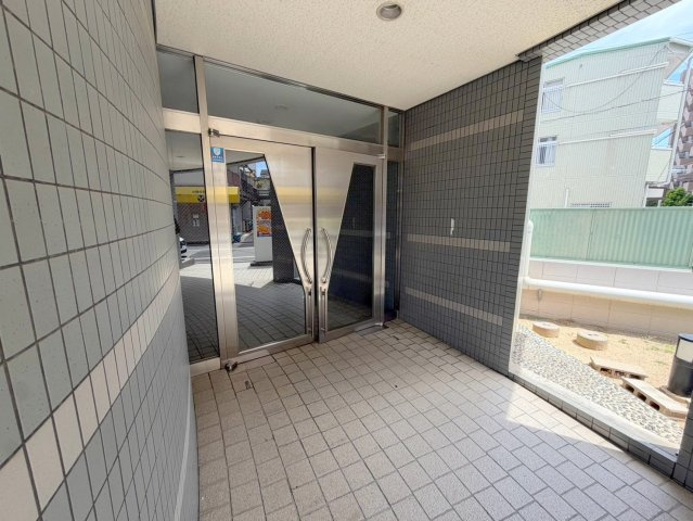レジデンス穂波のエントランス