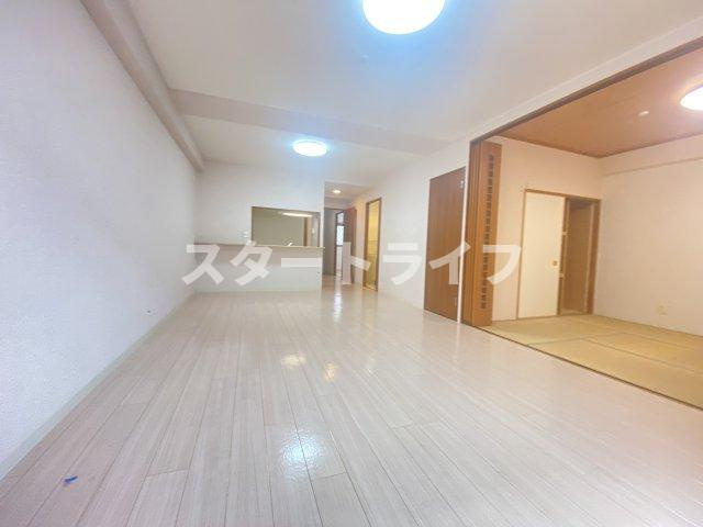 大阪市淀川区三国本町１丁目の賃貸マンションの寝室
