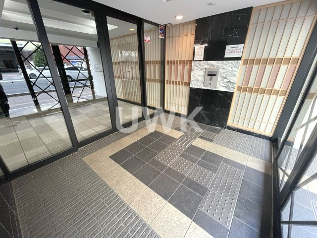 エステムプラザ京都聚楽第　粋邸のエントランス