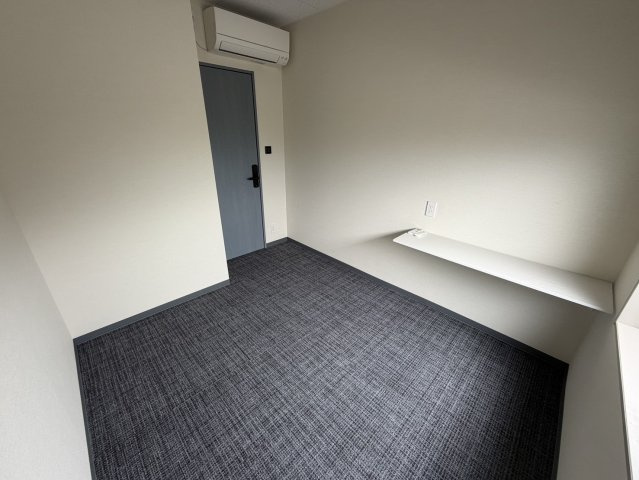 京都市伏見区深草キトロ町の賃貸マンションの内装