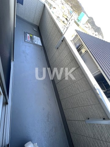 フロレゾン北花山Bのバルコニー