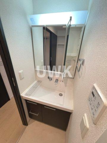 京都市下京区材木町の賃貸マンションの洗面所
