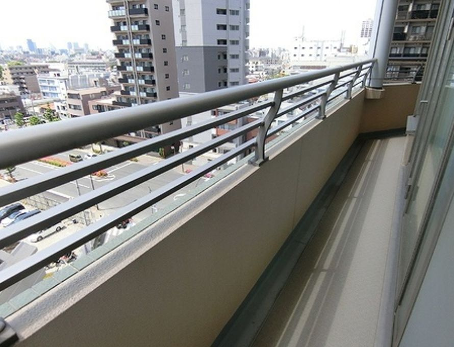 セントラルレジデンス新宿シティタワーのバルコニー|広々としたバルコニーです