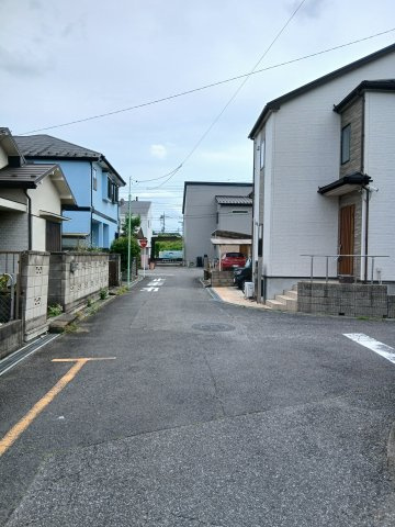 霞ヶ関東中古戸建の前面道路含む現地写真