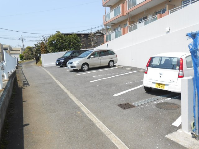 菅田スカイヴィレッジの駐車場