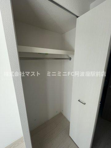 エスリード阿波座プライムコートの収納