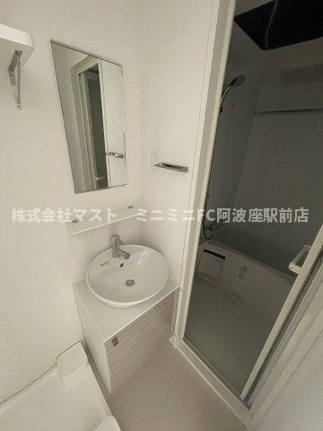 エスリード阿波座プライムコートの独立洗面台