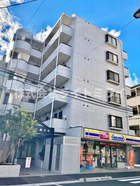 日神パレス新大塚の外観