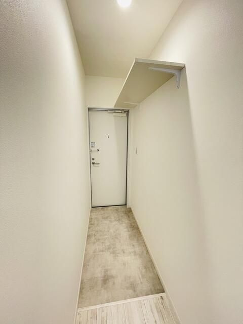 クレール蓮根の玄関