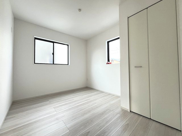 【子供部屋】 | 福岡市城南区友丘1丁目2期　2号棟（全2棟）【仲介手数料無料・0円】 | 施工例。施工例は完成時と異なる場合があります。