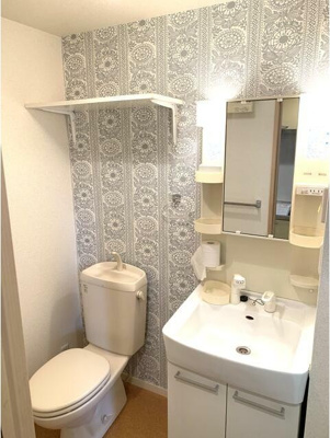 【トイレ】 | プリマヴェーラA棟 | 落ち着いた色調のトイレです♪