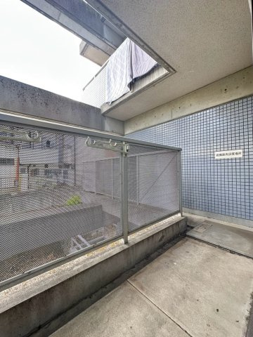 エスポワール鶴山台のバルコニー
