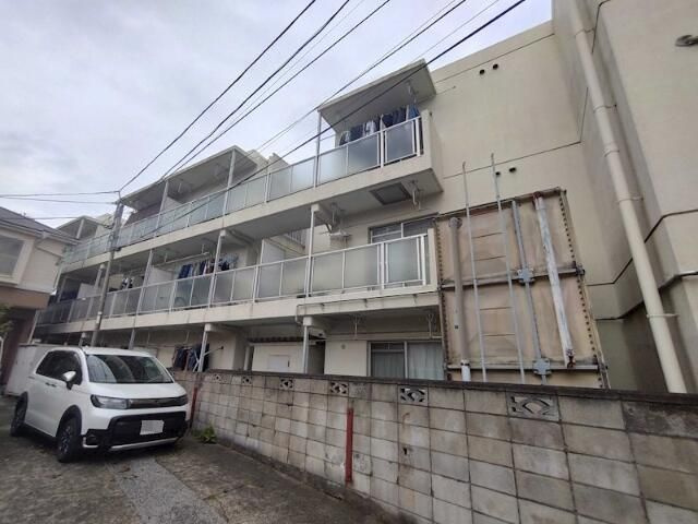 ハイツ天神の外観