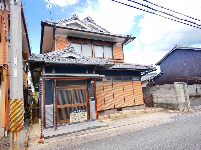 木津川市木津町宮ノ内貸家の外観