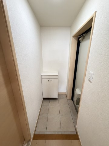 アールメゾン道頓堀の玄関