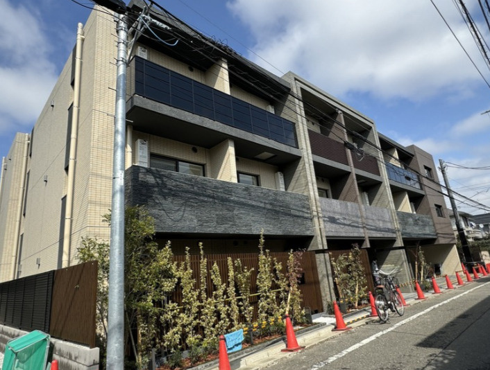 レガリス明大前