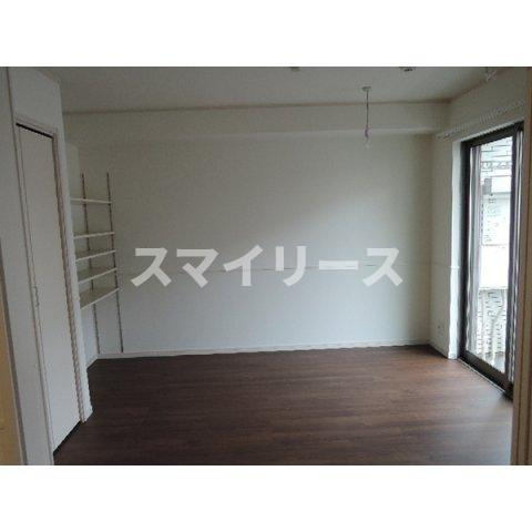 ママベルＡの内装
