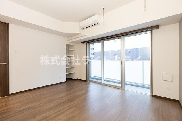 フィシオ飯田橋の居間・リビング|※写真は同タイプ住戸です。