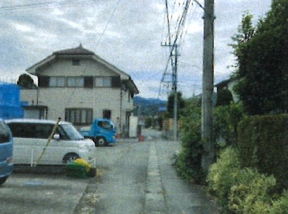 あきる野市舘谷　土地の前面道路含む現地写真