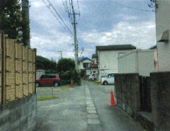 あきる野市舘谷　土地の前面道路含む現地写真