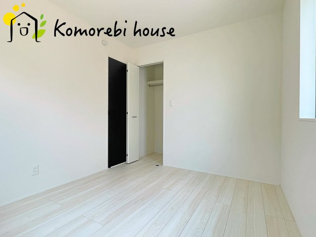 さいたま市見沼区大字蓮沼　9期　新築一戸建て　グラファーレ　01の洋室|ゆったりした洋室です