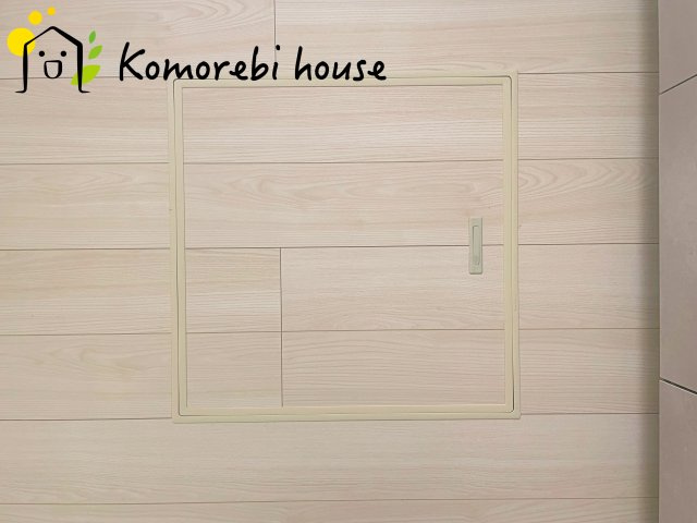 さいたま市見沼区大字蓮沼　9期　新築一戸建て　グラファーレ　01の内装|床下収納です