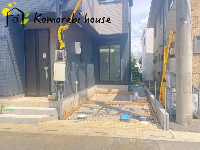 さいたま市見沼区大字蓮沼　9期　新築一戸建て　グラファーレ　01の駐車場|駐車場の用意があります