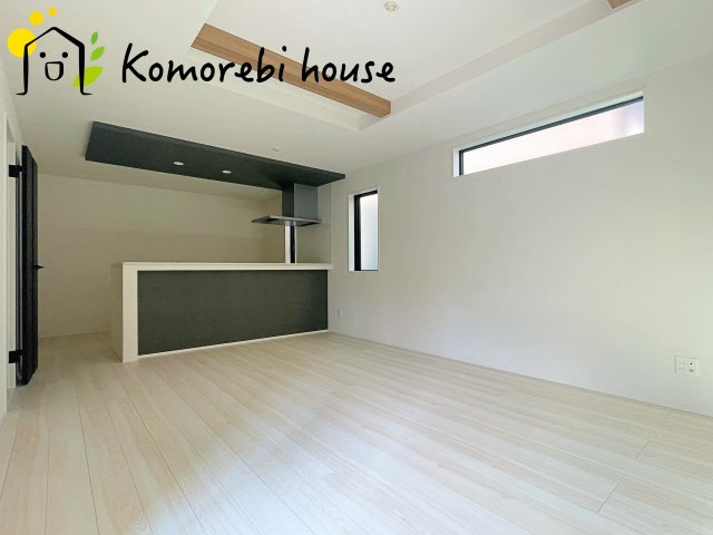 さいたま市見沼区大字蓮沼　9期　新築一戸建て　グラファーレ　01の居間・リビング|リビングです