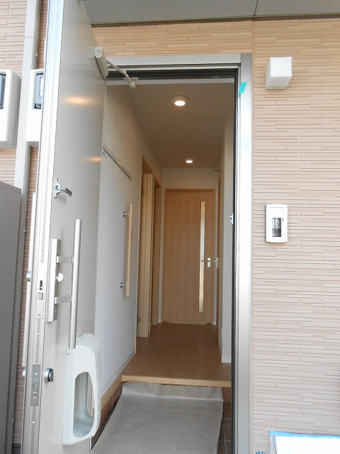 サンモール宮田Iの玄関